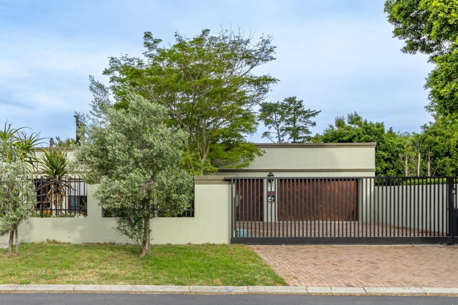 3 Bedroom Property for Sale in Proteaville Western Cape